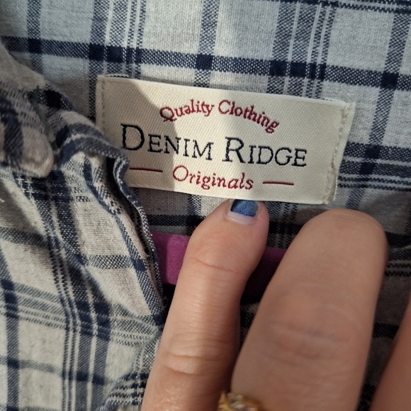 Denim Ridge mens size medium button down shirt - Picture 4 of 4